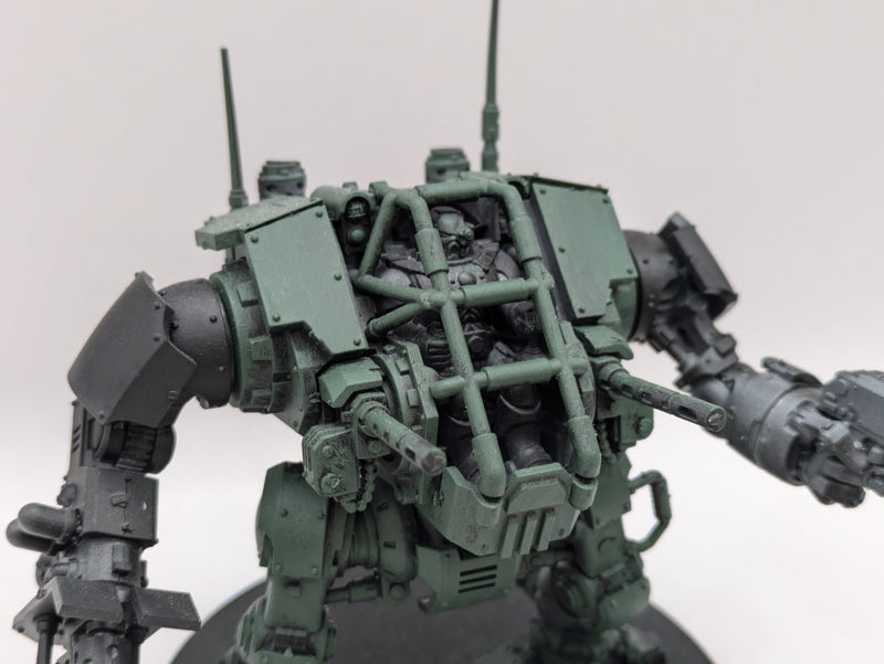 Warhammer 40k: Space Marines Invictor Tactical Warsuit (AX026)