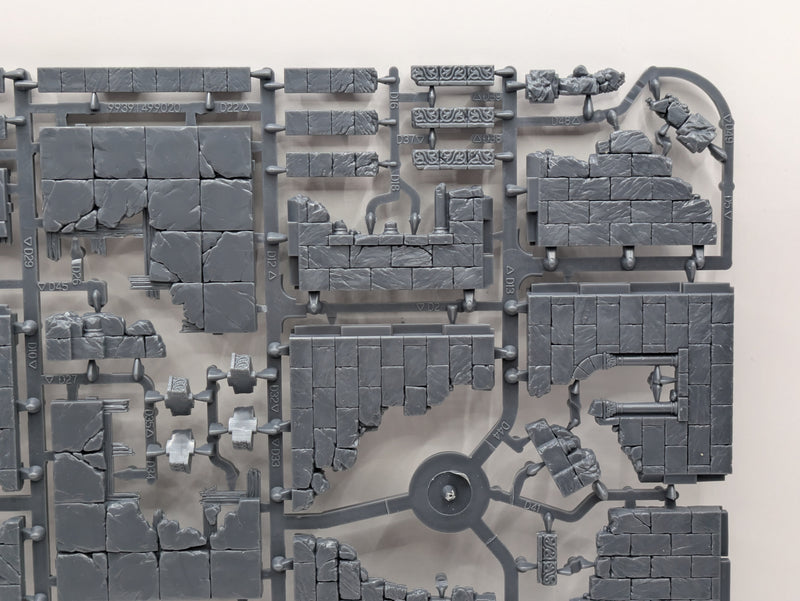 Middle Earth Strategy Battle Game: Osgiliath Ruins (SPRUE0119)