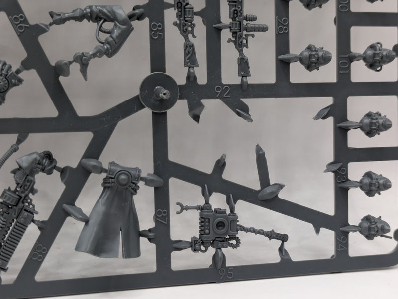 Warhammer 40k: Adeptus Mechanicus Rangers, Infiltrators and Tech-priest Dominus Parts (SPRUE0113)