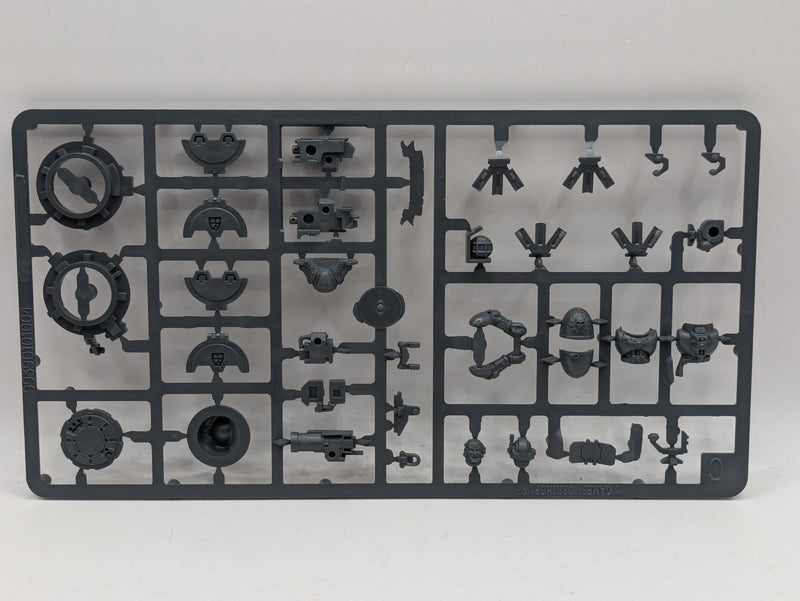 Warhammer 40k: Space Marine Warhammer World Exclusive Rhino (SPRUE0111)