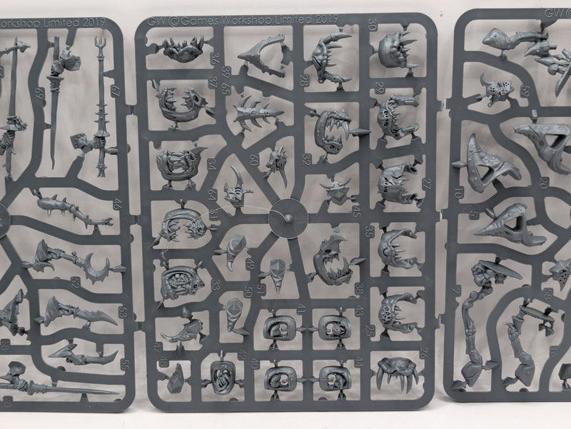 Warhammer Age of Sigmar: Gloomspite Gitz Squig Hoopers/Boingrot Bounders (SPRUE0106)