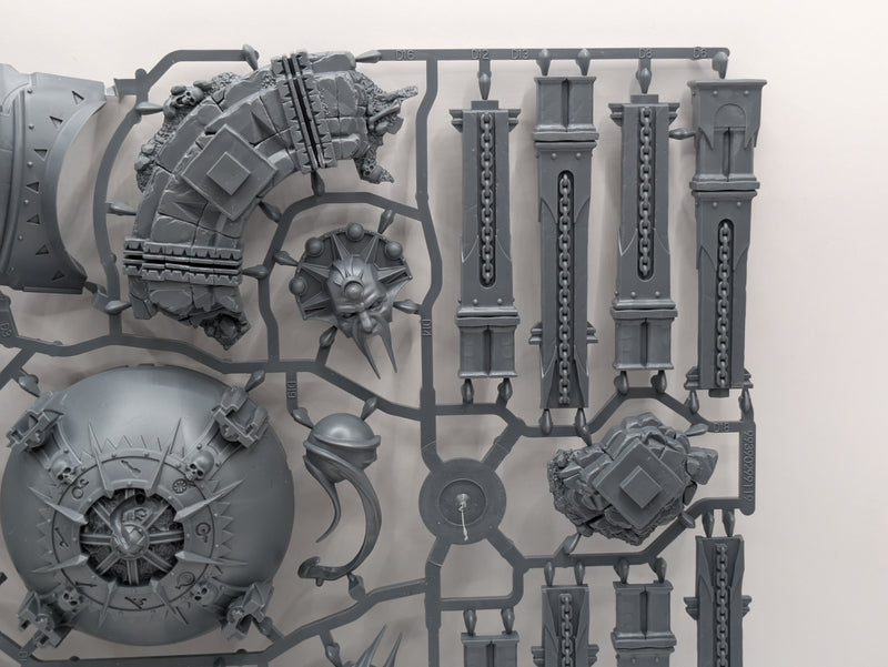 Warhammer Age of Sigmar: Nexus Syphon Terrain (SPRUE0103)