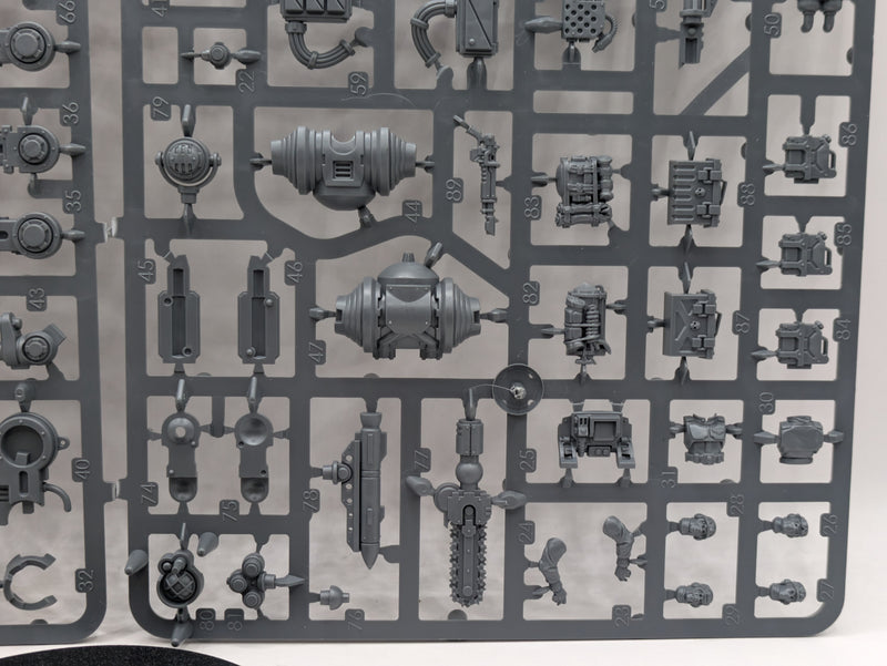 Warhammer 40k: Astra Militarum Armoured Sentinel (SPRUE0128)