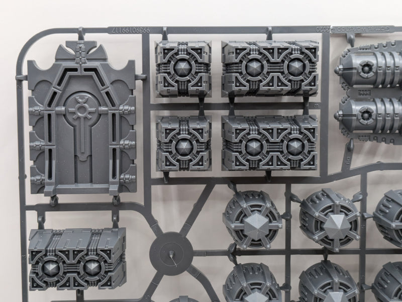 Warhammer 40k: Pariah Nexus Terrain (SPRUE0029)