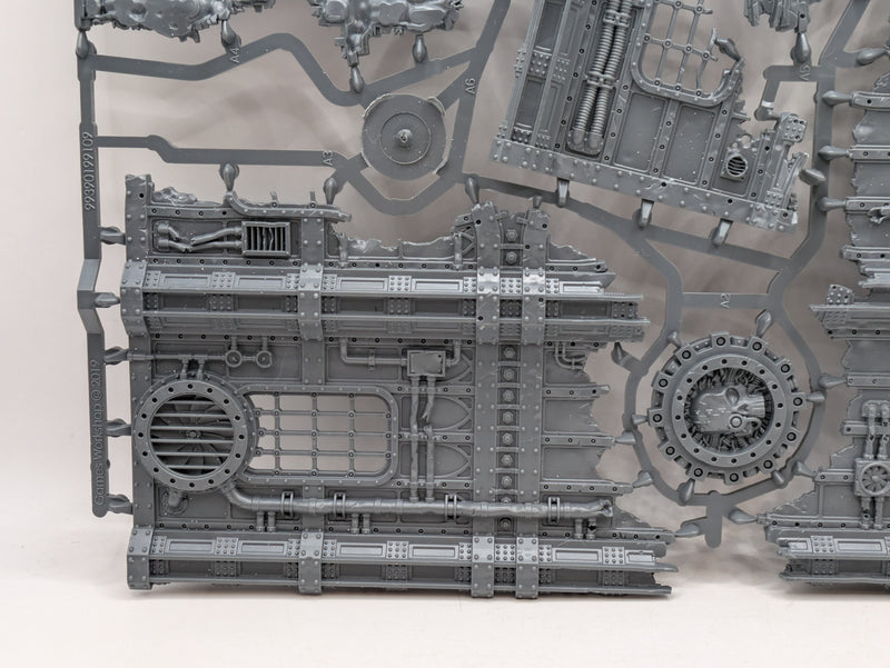 Warhammer 40k: Battlezone Manufactorum Terrain (SPRUE0045)