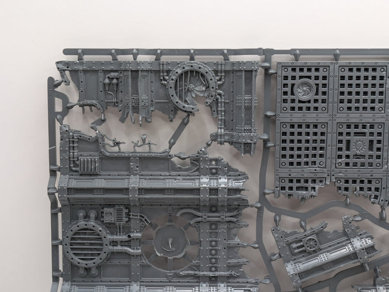 Warhammer 40k: Battlezone Manufactorum Terrain (SPRUE0045)