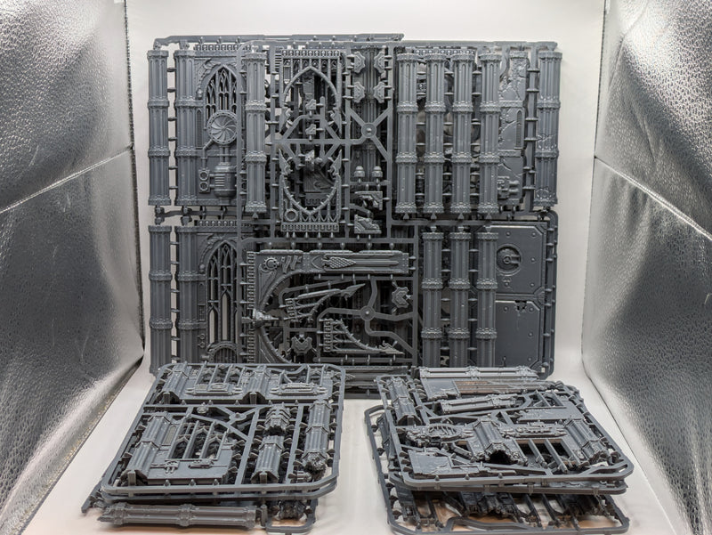 Warhammer 40k: Sector Imperialis Chalnath Terrain (SPRUE0014)