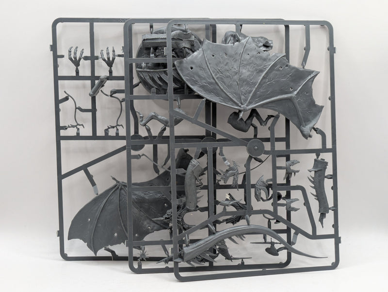 Middle Earth Strategy Battle Game: Mordor Witch-king on Fell Beast (SPRUE0220)