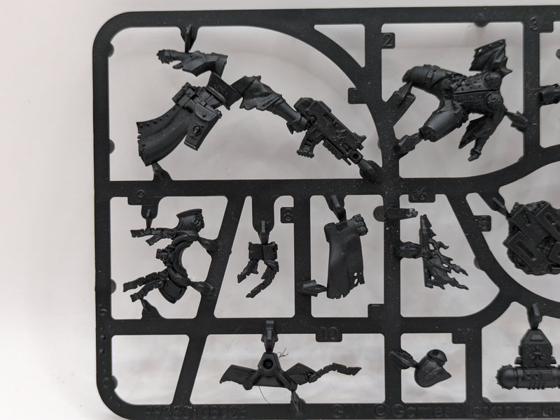 Warhammer 40k: Adepta Sororitas Sister Tariana Palos (SPRUE0213)