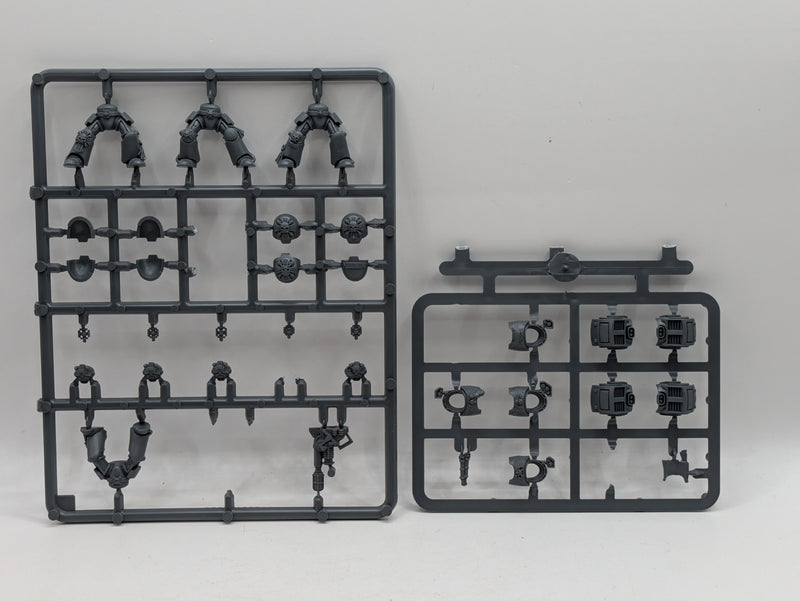 Warhammer 40k: Space Marine Assault Terminators (SPRUE0222)