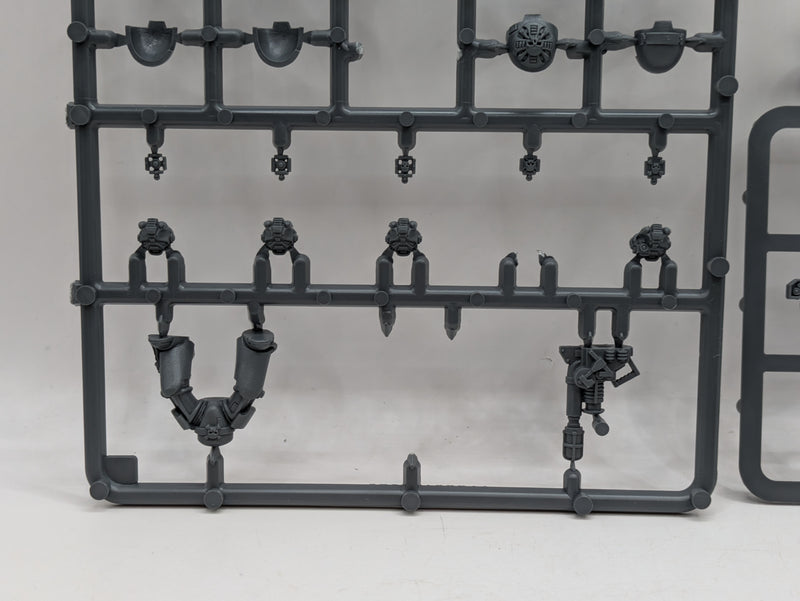 Warhammer 40k: Space Marine Assault Terminators (SPRUE0222)