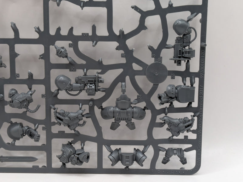 Warhammer 40k: Space Marine Gravis Captain and x3 Inceptors (SPRUE0221)