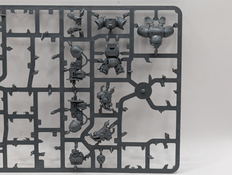 Warhammer 40k: Space Marine Gravis Captain and x3 Inceptors (SPRUE0221)