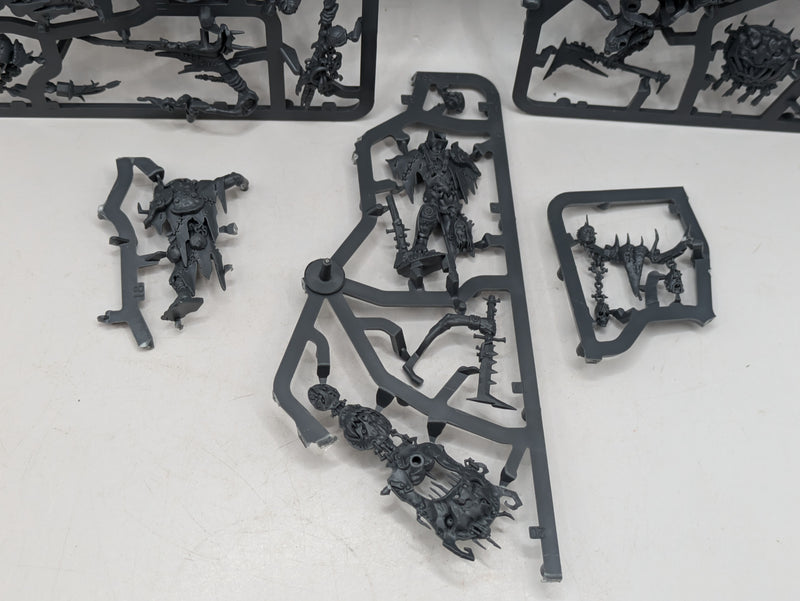 Warhammer Age of Sigmar: Orruk Warclans Kruleboyz Characters (SPRUE0295)