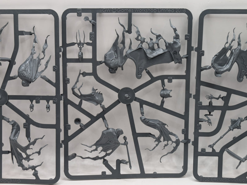 Warhammer Age of Sigmar: Nighthaunt Kurdoss Valentian, The Craven King (SPRUE0287)