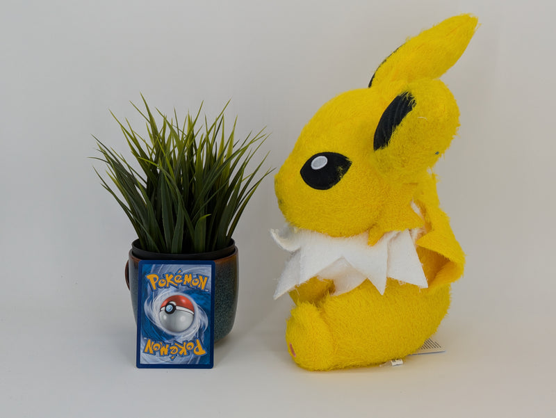 Pokemon Plush - Jolteon - Japanese Import - Banpresto Collectable