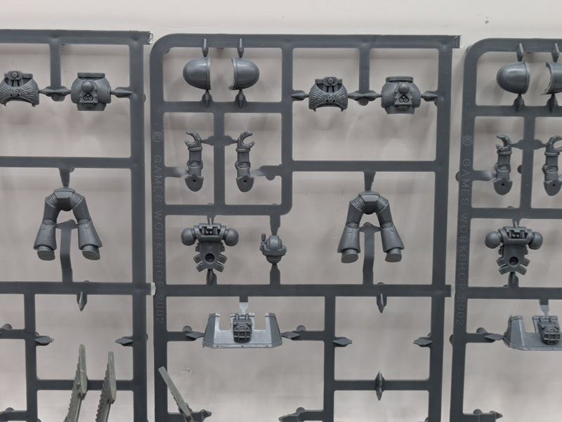 Warhammer 40k: Space Marines Dark Angels Ravenwing Bikes (AX067)