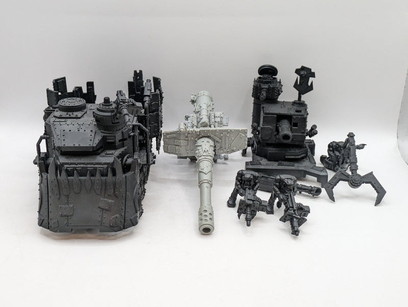 Warhammer 40k: Ork Forgeworld Battlewagon with Supa Kannon OOP (BF024)