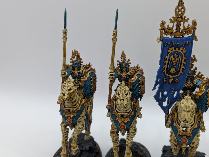 Warhammer Age of Sigmar: Ossiarch Bonereapers Kavalos Deathriders (AR055)