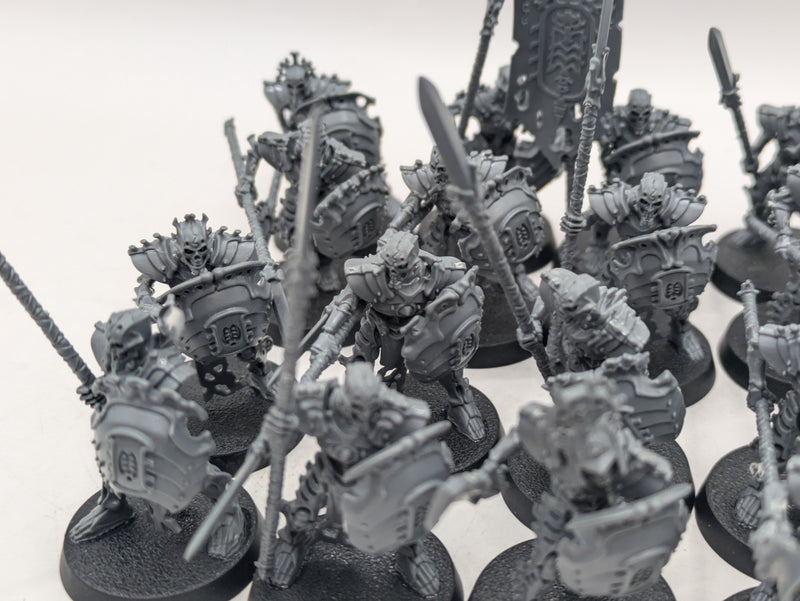 Warhammer Age of Sigmar: Ossiarch Bonereapers Mortek Guard (AT023)