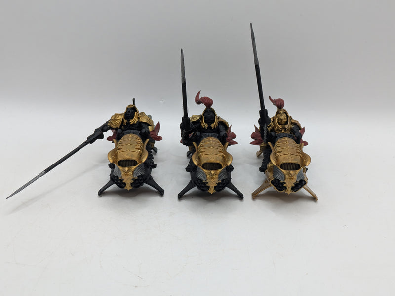 Warhammer 40k: Adeptus Custodes Vertus Praetors (AI071)