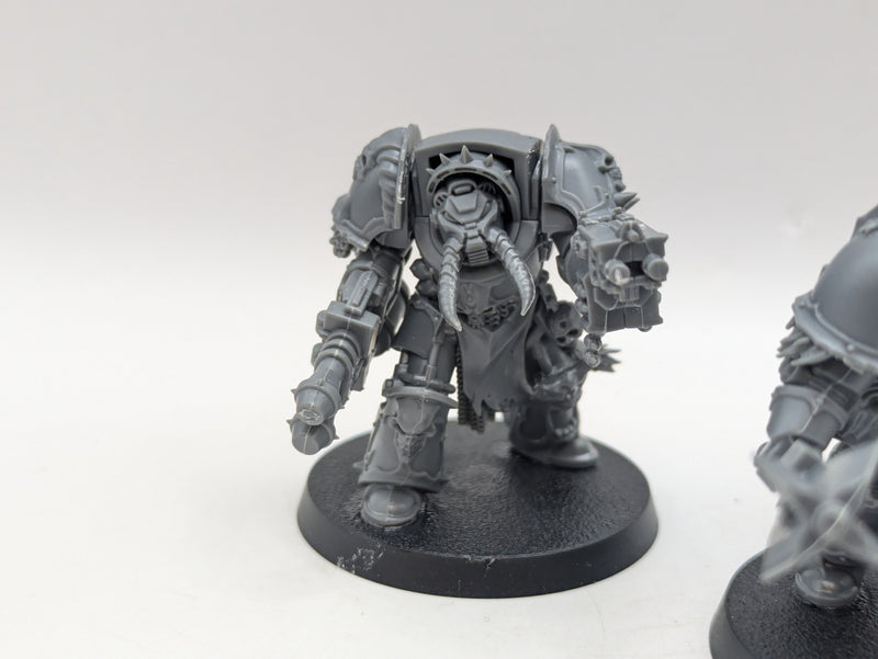 Warhammer 40k: Chaos Space Marines Terminators (AA053)