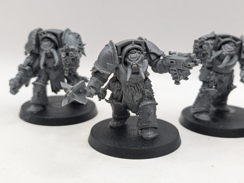Warhammer 40k: Chaos Space Marines Terminators (AA053)