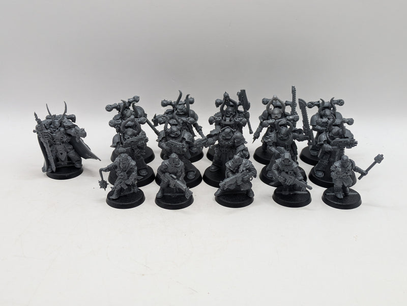 Warhammer 40k: Chaos Space Marines Bundle (AA057)