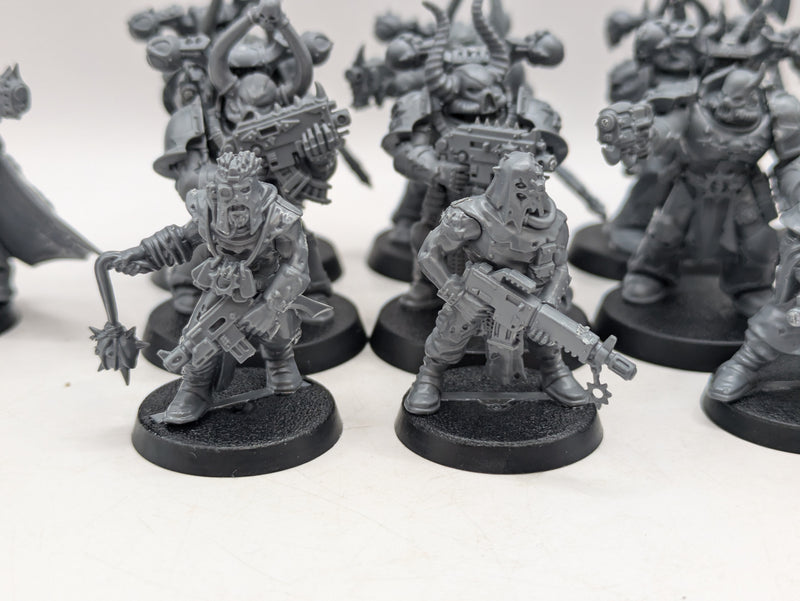 Warhammer 40k: Chaos Space Marines Bundle (AA057)