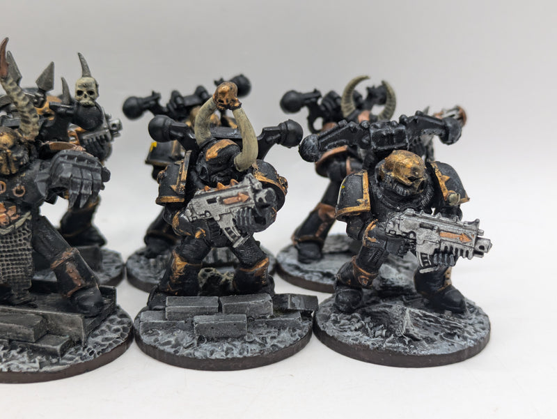 Warhammer 40k: Chaos Space Marines Old Legionaries (AE012)