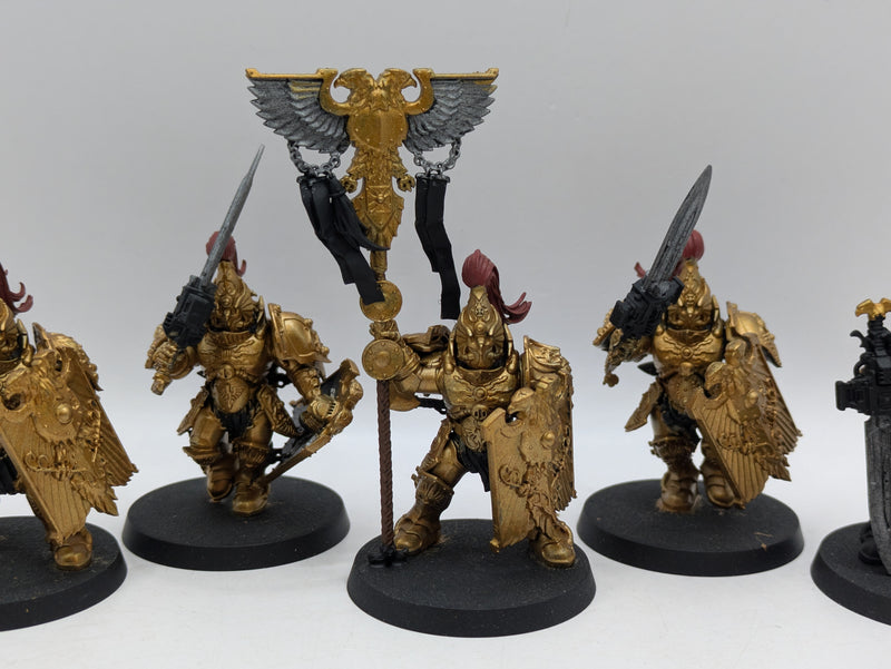 Warhammer 40k: Adeptus Custodes Custodian Guard (AA129)