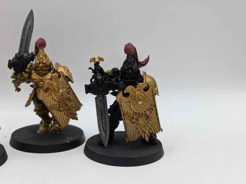 Warhammer 40k: Adeptus Custodes Custodian Guard (AA129)