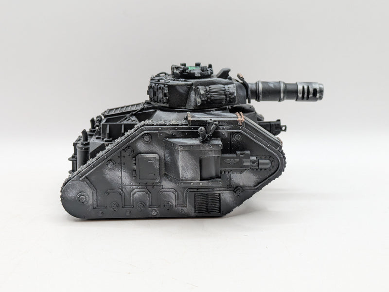 Warhammer 40k: Astra Militarum Leman Russ Tank (BF047)