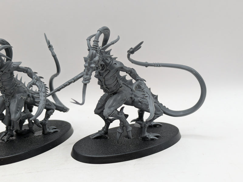 Warhammer 40k: Chaos Daemons Slaanesh Fiends (AJ076)