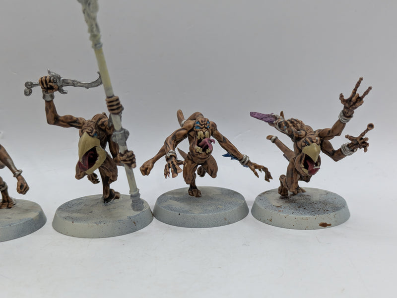 Warhammer 40k: Chaos Daemons Pink Horrors (AT046)