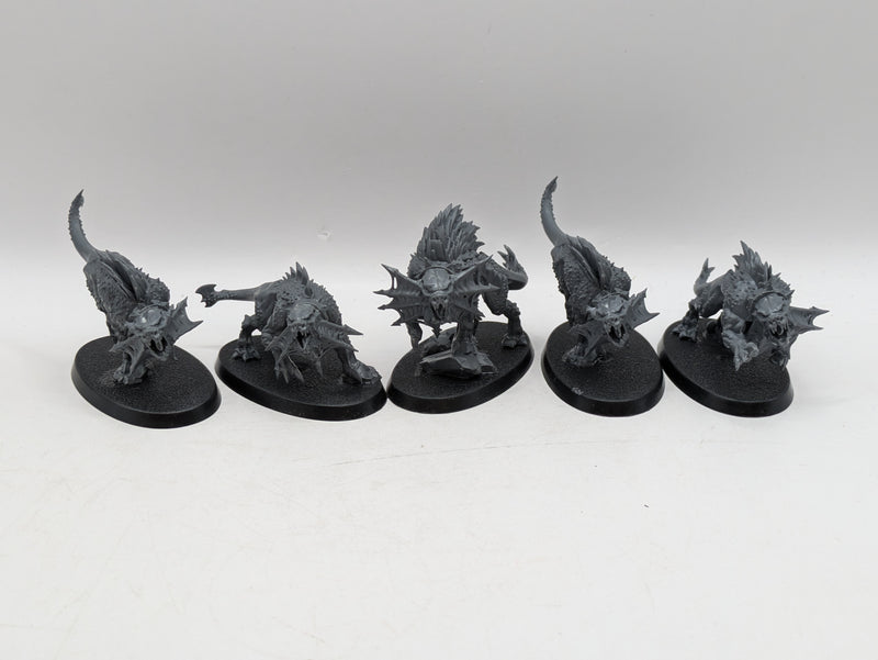 Warhammer 40k: Chaos Daemons Khorne Flesh Hounds (AA154)