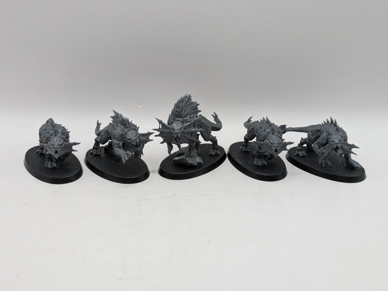 Warhammer 40k: Chaos Daemons Khorne Flesh Hounds (AW234)