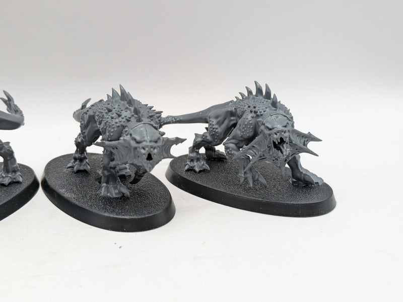 Warhammer 40k: Chaos Daemons Khorne Flesh Hounds (AW234)