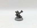 Warhammer Fantasy: Druken Dwarf Drinking with Hammer (AL035)