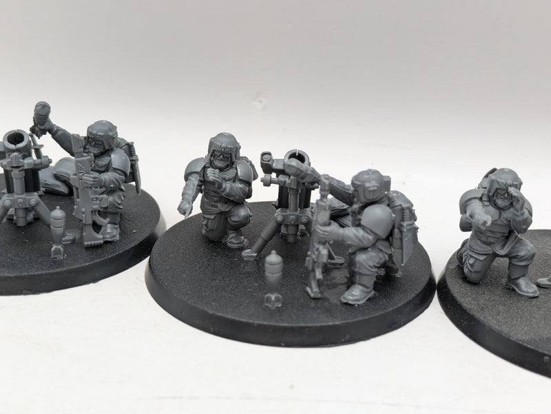 Warhammer 40k: Astra Militarum Heavy Weapons Team (AZ017)