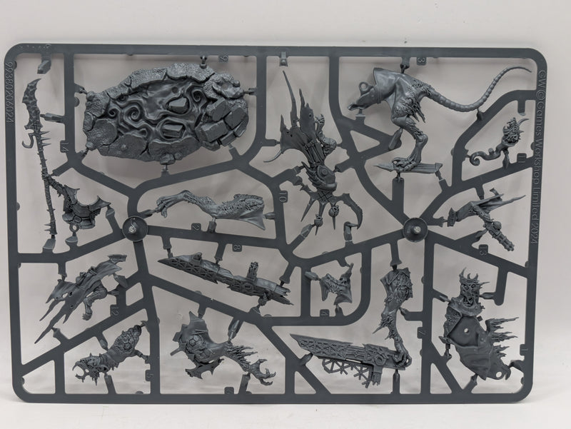 Warhammer Age of Sigmar: Skaven Clawlord on Gnaw-beast and Rat Ogres (SPRUE003)