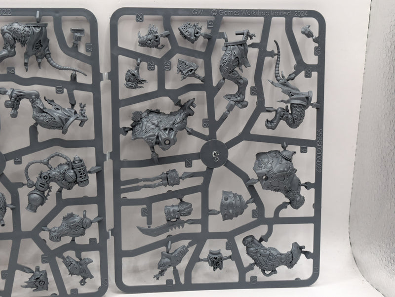 Warhammer Age of Sigmar: Skaven Clawlord on Gnaw-beast and Rat Ogres (SPRUE003)