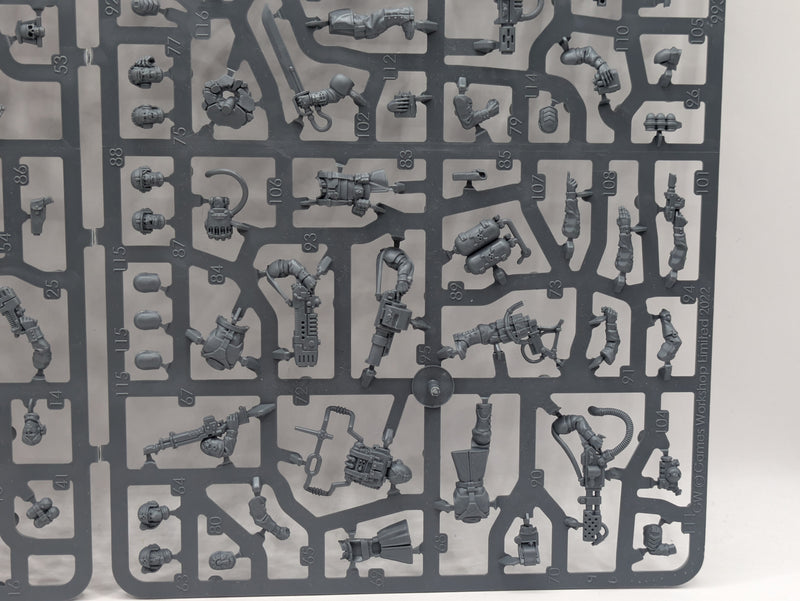 Warhammer 40k: Astra Militarum Cadian Command (SPRUE0091)