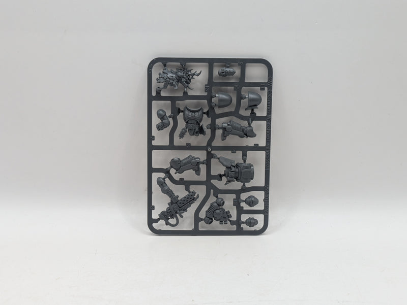 Warhammer 40k: Space Marine Combat Patrol Exclusive Infernus Sergeant (SPRUE0172)