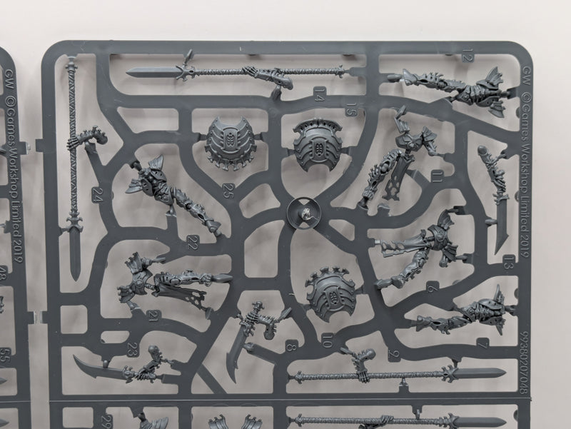 Warhammer Age of Sigmar: Ossiarch Bonereapers Mortek Guard x10 (SPRUE0152)