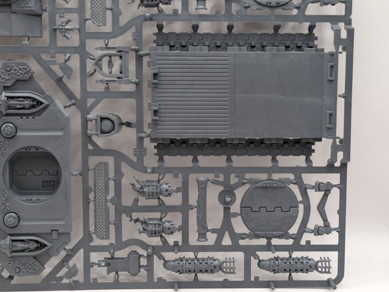 Warhammer 40k: Adepta Sororitas Exorcist Tank (SPRUE0011)