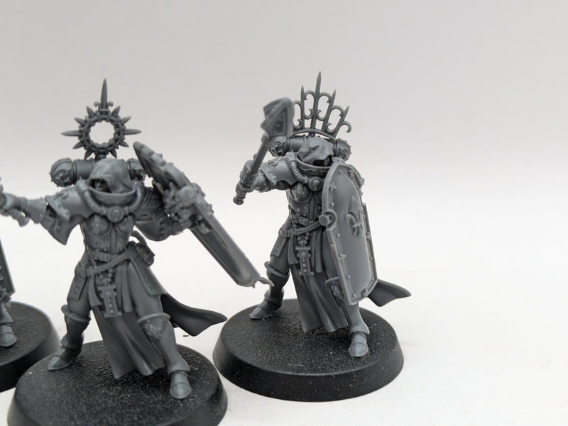 Warhammer 40k: Adepta Sororitas Celestian Sacresants (AA093)