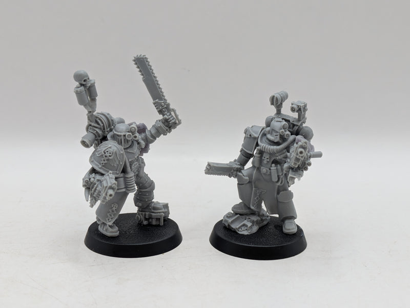 Warhammer The Horus Heresy: Space Marines Forgeworld Apothecary MKIII and MKIV (AE077)