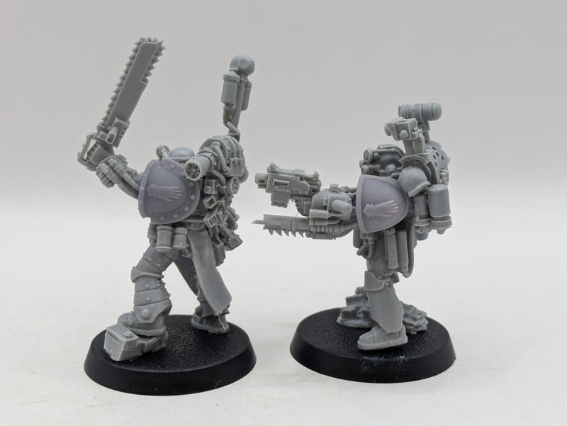 Warhammer The Horus Heresy: Space Marines Forgeworld Apothecary MKIII and MKIV (AE077)