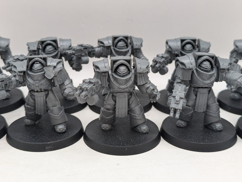 Warhammer The Horus Heresy: Space Marines Cataphractii Terminators (AZ167)